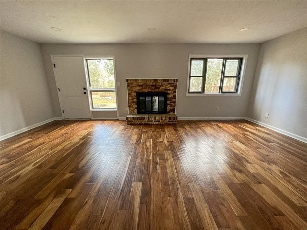 3 bedroom, 3 bathroom, 1,604 sq ft condominium for sale at 2700 Twigg Circle, Marietta, GA 30067