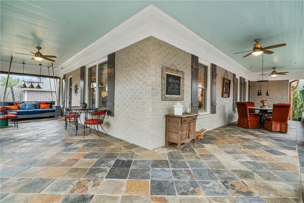5 bedroom, 3 bathroom, 3,842 sq ft single family residence for sale at 2262 Ridgedale Road, Atlanta, GA 30317 — photo 8