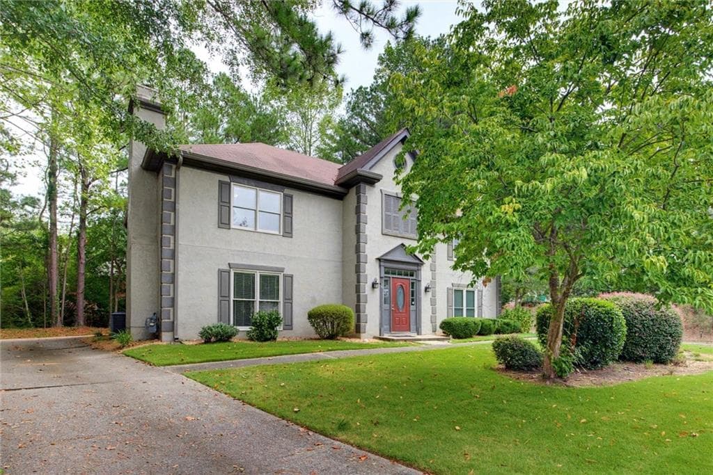 3 bedroom, 3 bathroom, 1,776 sq ft townhouse for sale at 9158 Carroll Manor Drive, Sandy Springs, GA 30350