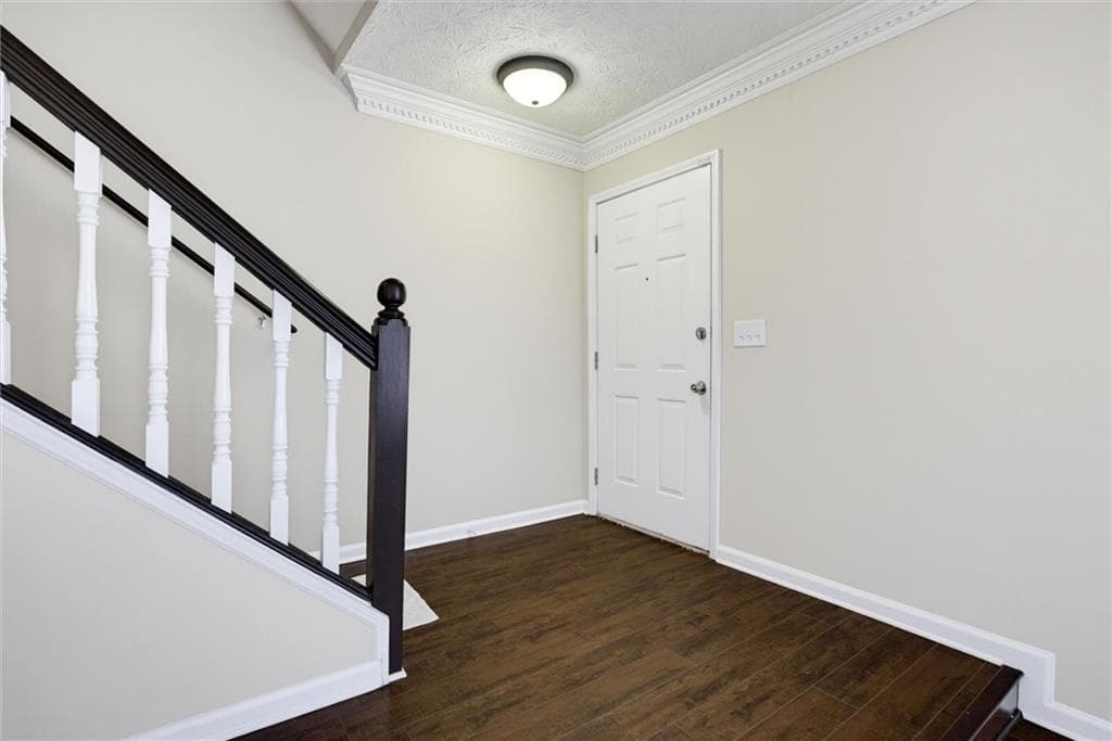 3 bedroom, 3 bathroom, 1,776 sq ft townhouse for sale at 9158 Carroll Manor Drive, Sandy Springs, GA 30350 — photo 3