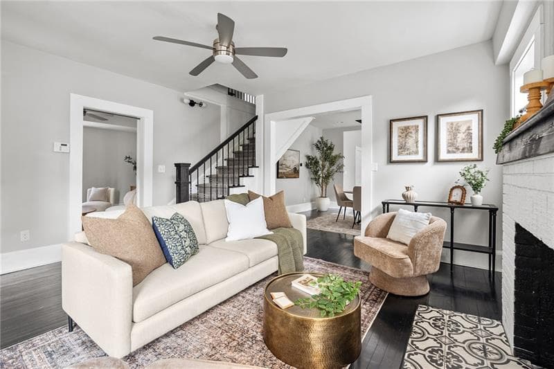 5 bedroom, 4 bathroom, 3,288 sq ft single family residence for sale at 320 Wellington Street, Atlanta, GA 30310 — photo 6