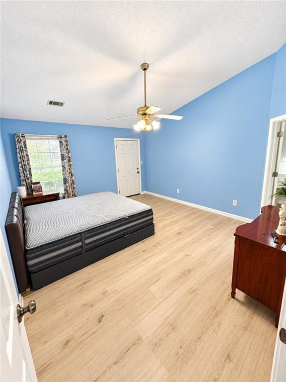 3 bedroom, 2 bathroom, 1,637 sq ft single family residence for sale at 4499 Creek Ford Drive, Duluth, GA 30096 — photo 7