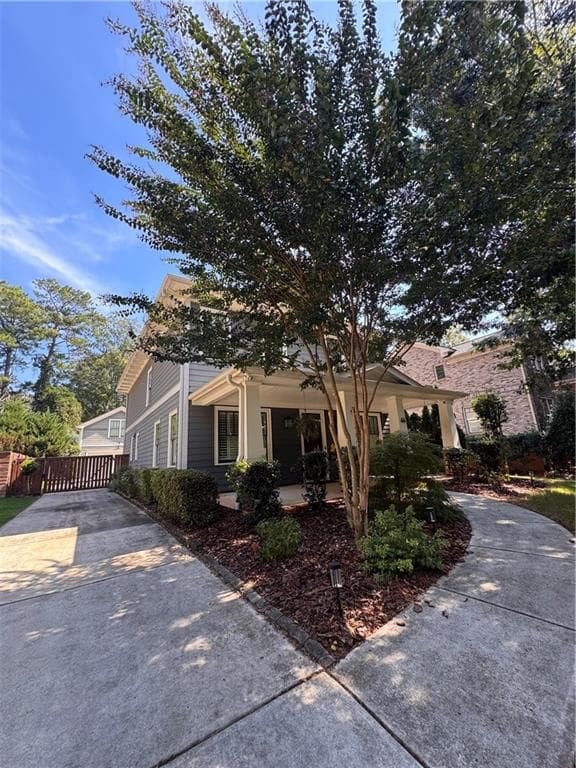 4 bedroom, 3 bathroom, 2,848 sq ft single family residence under contract at 66 Hudson Place, Atlanta, GA 30317 — photo 3
