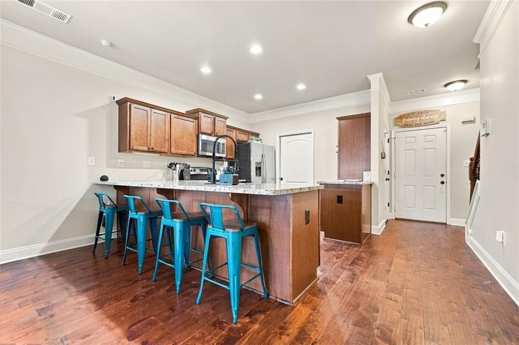 3 bedroom, 3 bathroom, 1,770 sq ft townhouse for sale at 2849 Fox Bridge Court, Gainesville, GA 30504 — photo 5