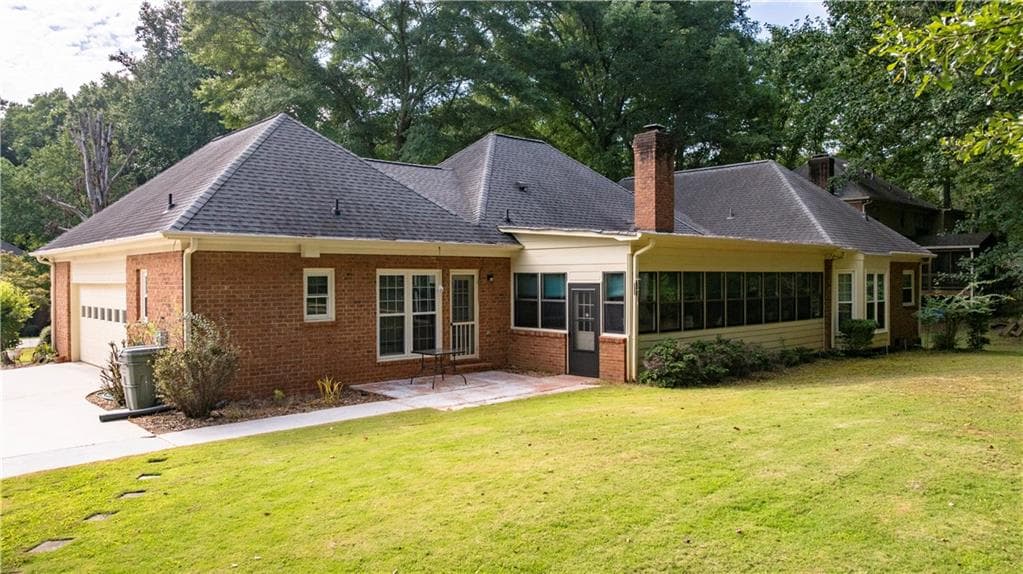 4 bedroom, 3 bathroom, 2,365 sq ft single family residence for sale at 341 Chesterfield Road, Bogart, GA 30622 — photo 5