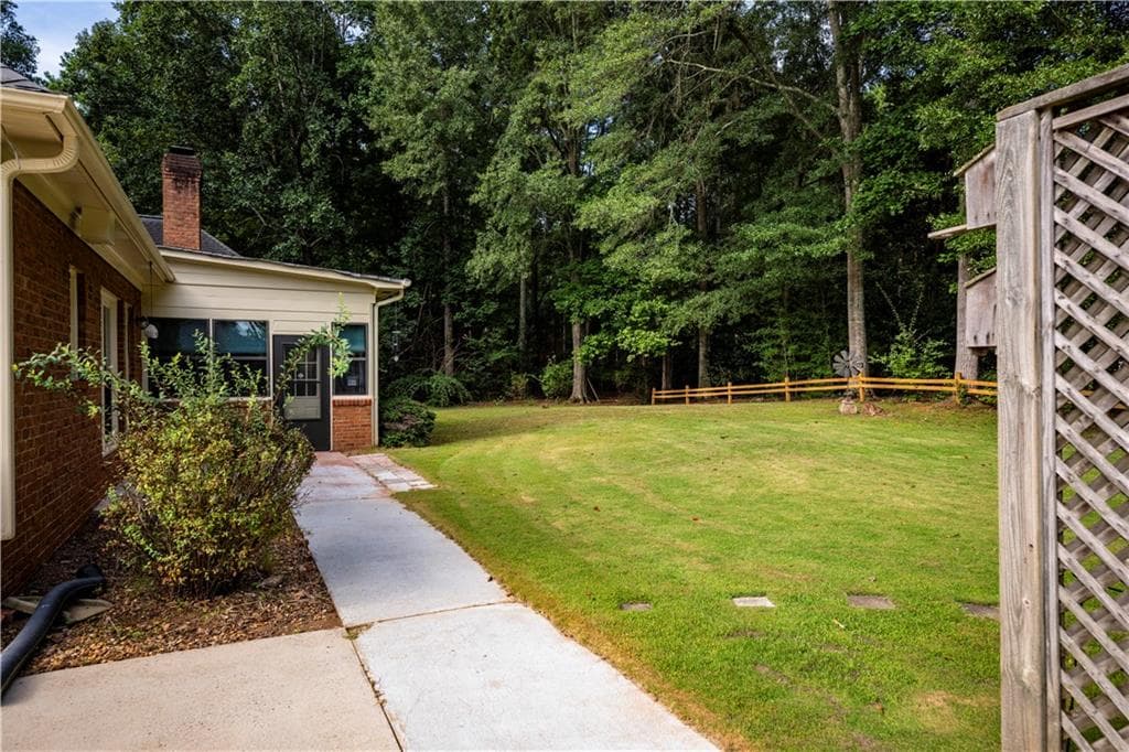 4 bedroom, 3 bathroom, 2,365 sq ft single family residence for sale at 341 Chesterfield Road, Bogart, GA 30622 — photo 10