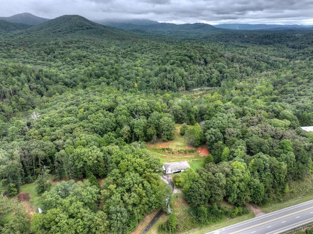 2 bedroom, 3 bathroom, 1,775 sq ft single family residence for sale at 3347 Highway 52, Ellijay, GA 30536 — photo 3