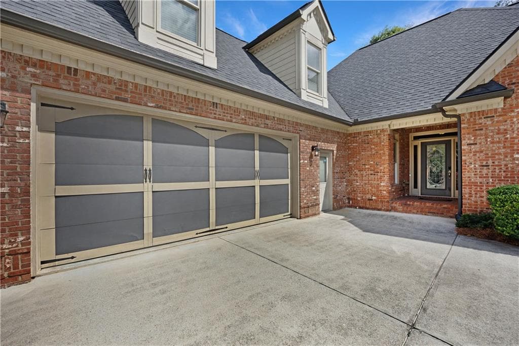 4 bedroom, 5 bathroom, 6,198 sq ft single family residence for sale at 2065 Democracy Drive, Buford, GA 30519 — photo 6