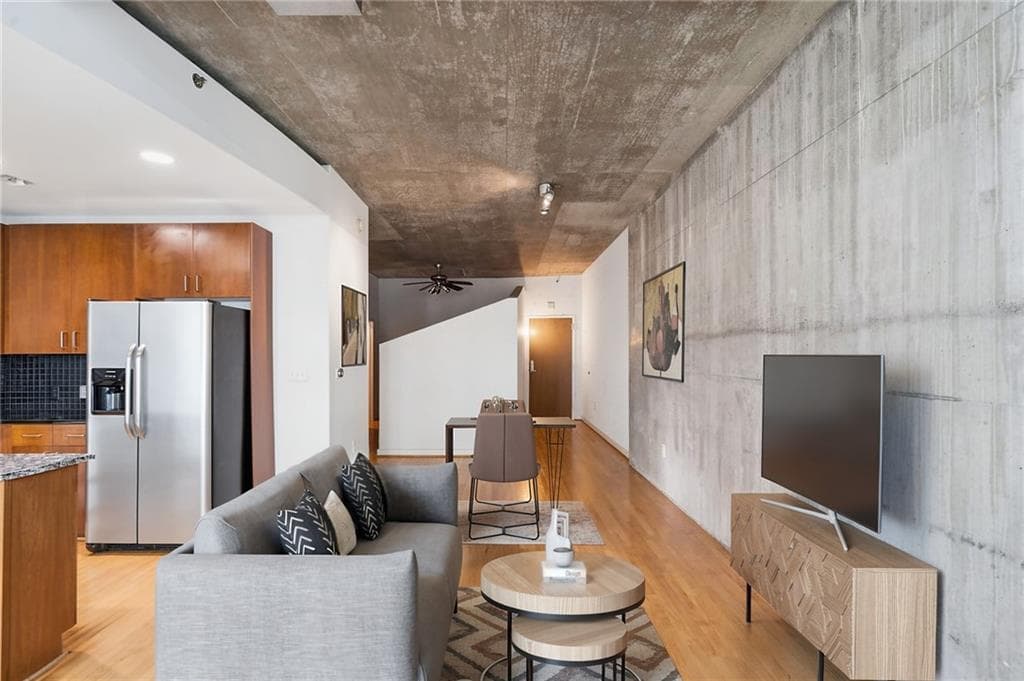 1 bedroom, 1 bathroom, 696 sq ft condominium for rent at 943 Peachtree Street 707, Atlanta, GA 30309 for $1,900 a month — photo 8