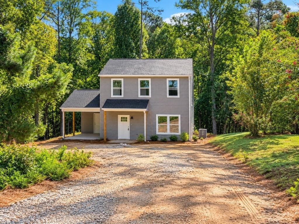 3 bedroom, 3 bathroom, 1,456 sq ft single family residence for sale at 97 Juniper Drive, Ellijay, GA 30540