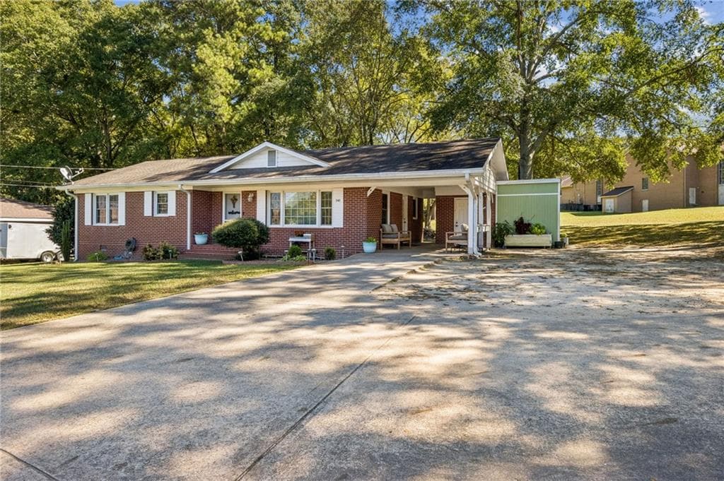 3 bedroom, 1 bathroom, 1,123 sq ft single family residence for sale at 542 Marion Street, Winder, GA 30680 — photo 5