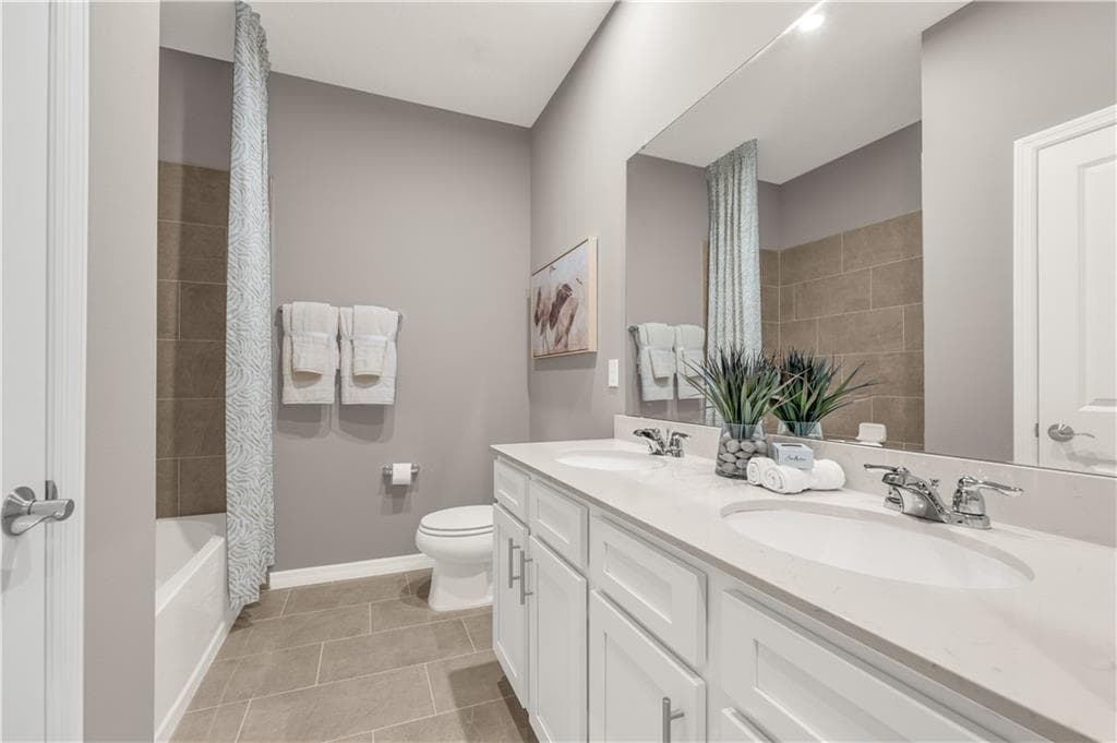 4 bedroom, 2 bathroom, 1,850 sq ft single family residence for sale at 756 Ocmulgee Crossing, Locust Grove, GA 30248 — photo 6