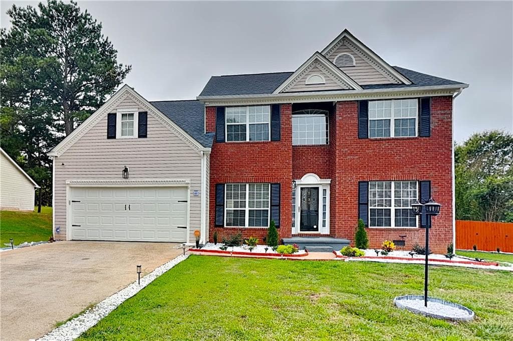 3 bedroom, 3 bathroom, 2,580 sq ft single family residence for rent at 2635 Rainbow Creek Drive, Decatur, GA 30034 for $2,400 a month — photo 1 of 27