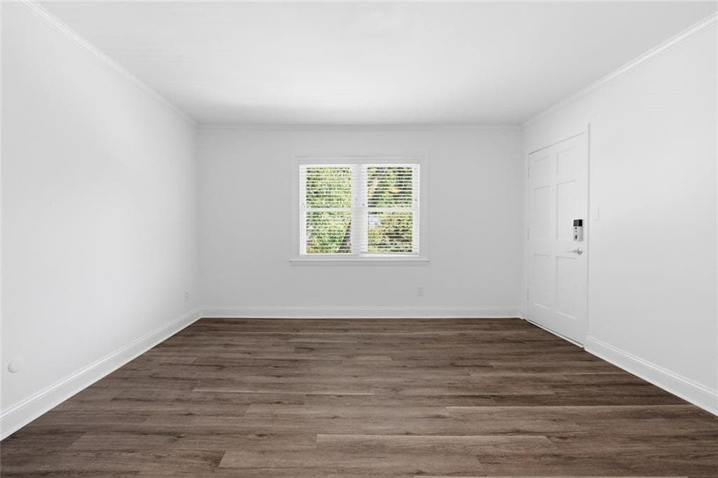 2 bedroom, 2 bathroom, 1,176 sq ft condominium for sale at 3510 Roswell Road L-4, Atlanta, GA 30305 — photo 8