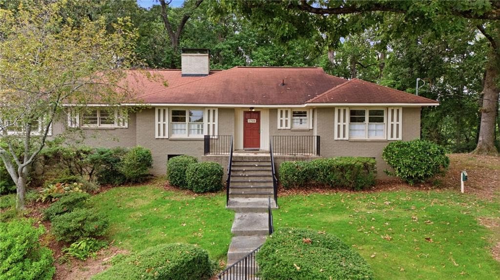 3 bedroom, 3 bathroom, 2,261 sq ft townhouse for sale at 1742 Woodcliff Place, Atlanta, GA 30329 — photo 2