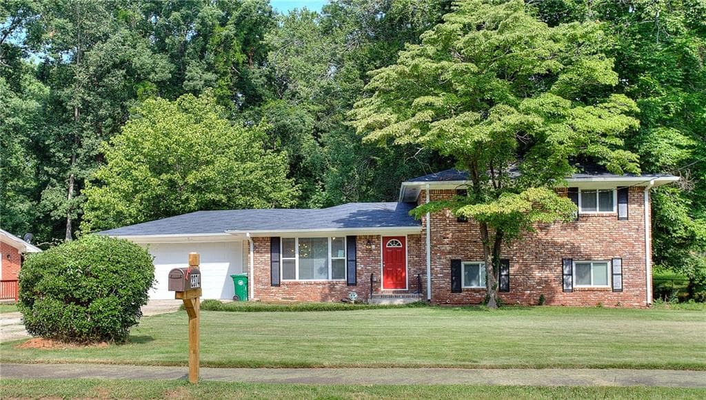 5 bedroom, 3 bathroom, 2,408 sq ft single family residence for rent at 2374 Shamrock Drive, Decatur, GA 30032 for $2,500 a month — photo 1 of 29