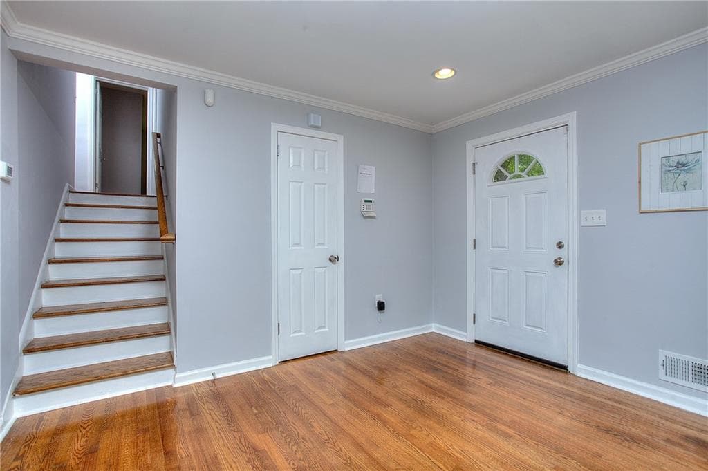 5 bedroom, 3 bathroom, 2,408 sq ft single family residence for rent at 2374 Shamrock Drive, Decatur, GA 30032 for $2,500 a month — photo 3