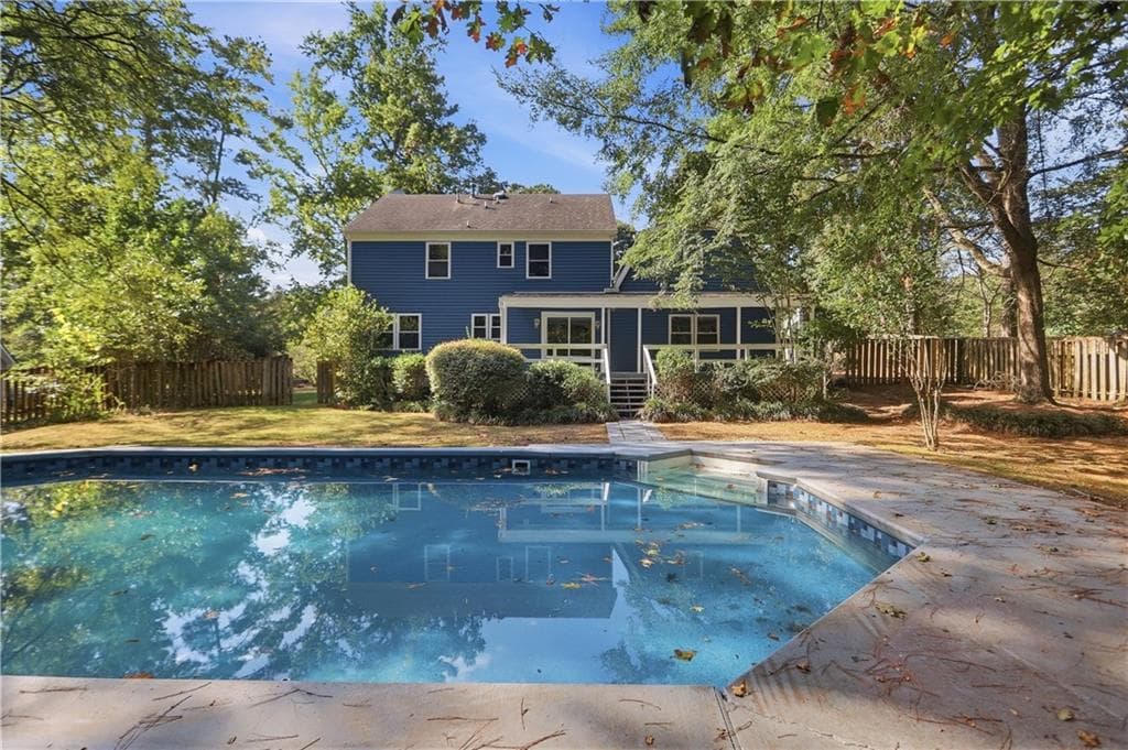 4 bedroom, 4 bathroom, 2,915 sq ft single family residence for sale at 990 Chads Ford Court, Macon, GA 31210 — photo 5
