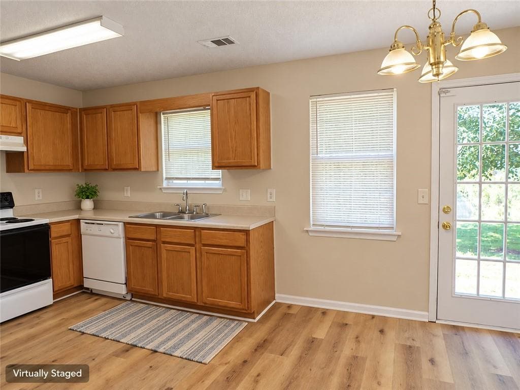 2 bedroom, 3 bathroom, 1,188 sq ft townhouse for sale at 28 Princeton Place Drive, Adairsville, GA 30103 — photo 7