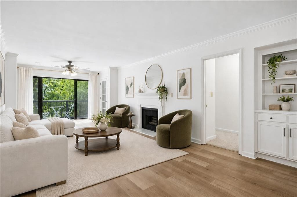 2 bedroom, 2 bathroom, 1,249 sq ft condominium for sale at 2302 Pine Heights Drive, Atlanta, GA 30324 — photo 2
