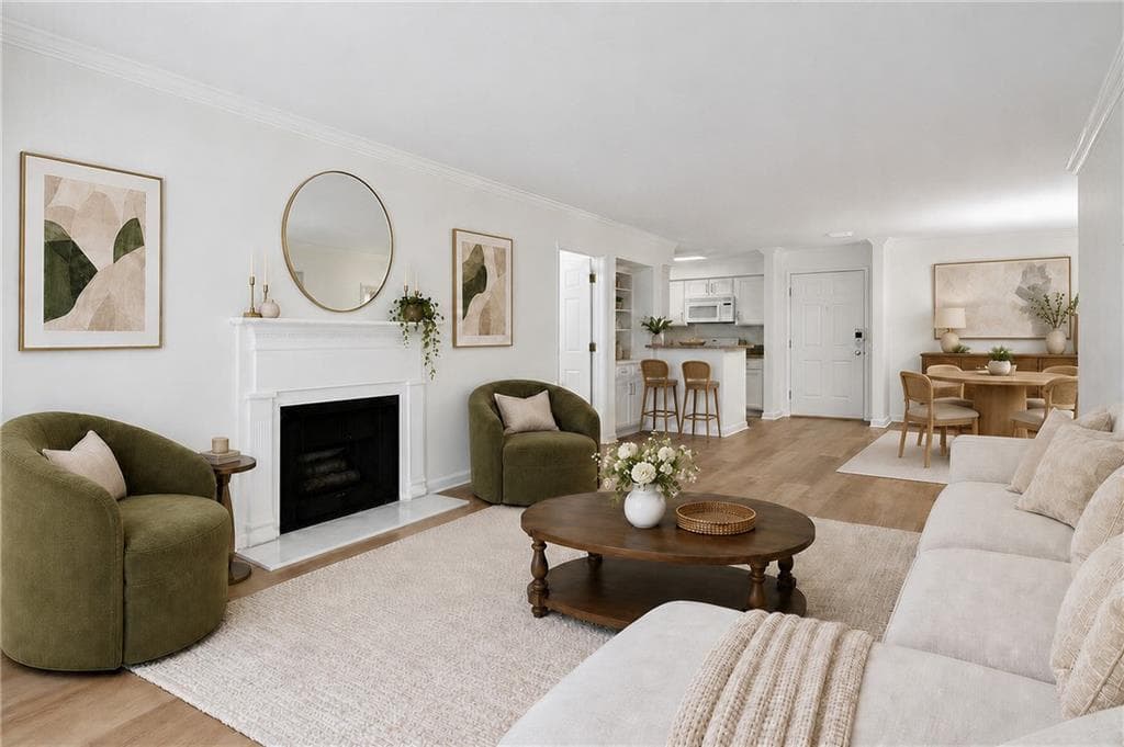 2 bedroom, 2 bathroom, 1,249 sq ft condominium for sale at 2302 Pine Heights Drive, Atlanta, GA 30324 — photo 4
