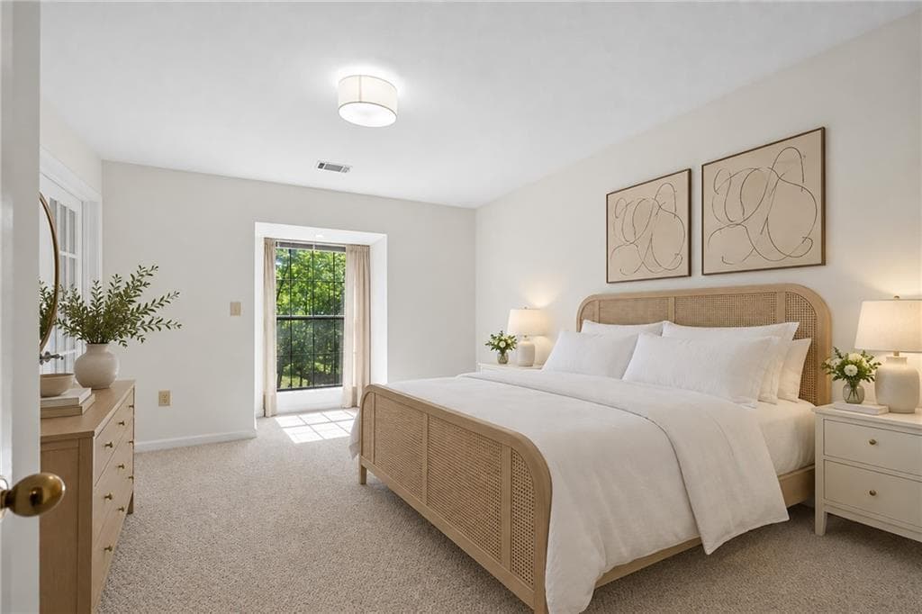 2 bedroom, 2 bathroom, 1,249 sq ft condominium for sale at 2302 Pine Heights Drive, Atlanta, GA 30324 — photo 8