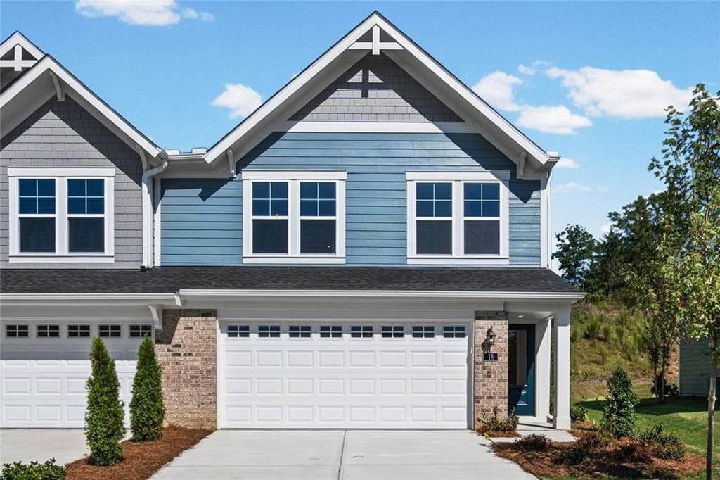 3 bedroom, 3 bathroom, 1,651 sq ft townhouse for sale at 18 Gold Dust Drive 21-B, Dawsonville, GA 30534