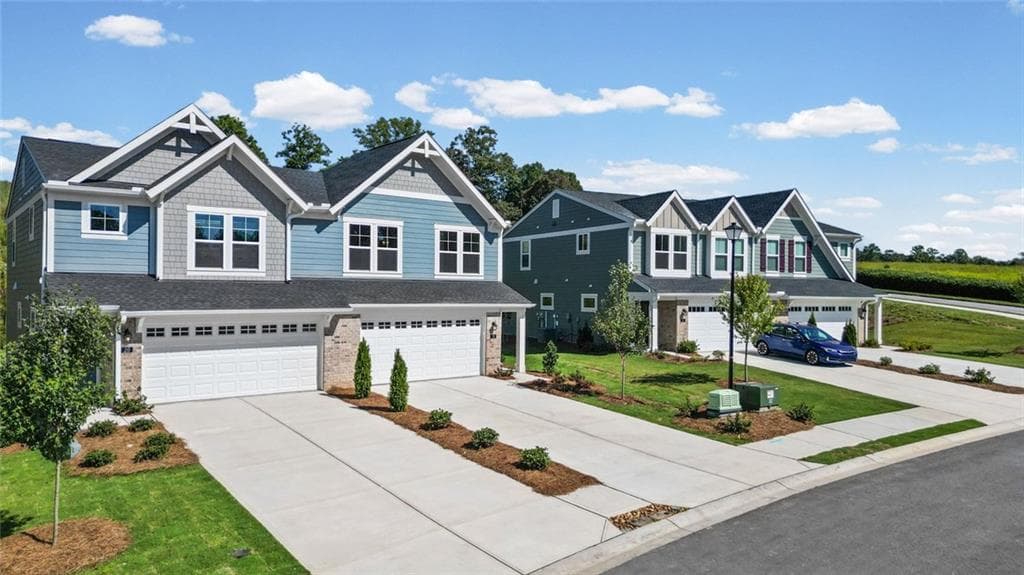 3 bedroom, 3 bathroom, 1,651 sq ft townhouse for sale at 18 Gold Dust Drive 21-B, Dawsonville, GA 30534 — photo 3