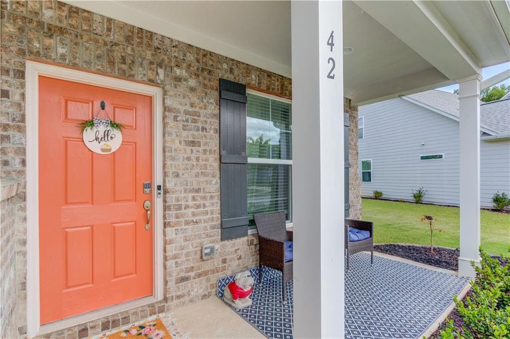 4 bedroom, 3 bathroom, 2,648 sq ft single family residence for sale at 42 Sinclair Circle, Hoschton, GA 30548 — photo 6