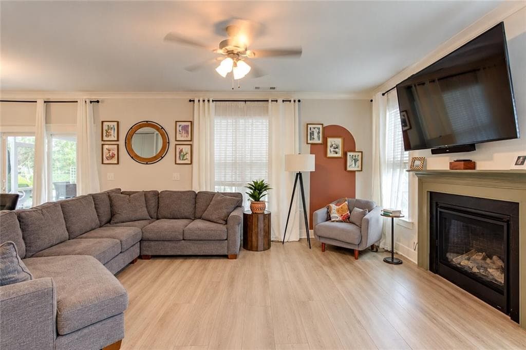 4 bedroom, 3 bathroom, 2,648 sq ft single family residence for sale at 42 Sinclair Circle, Hoschton, GA 30548 — photo 8