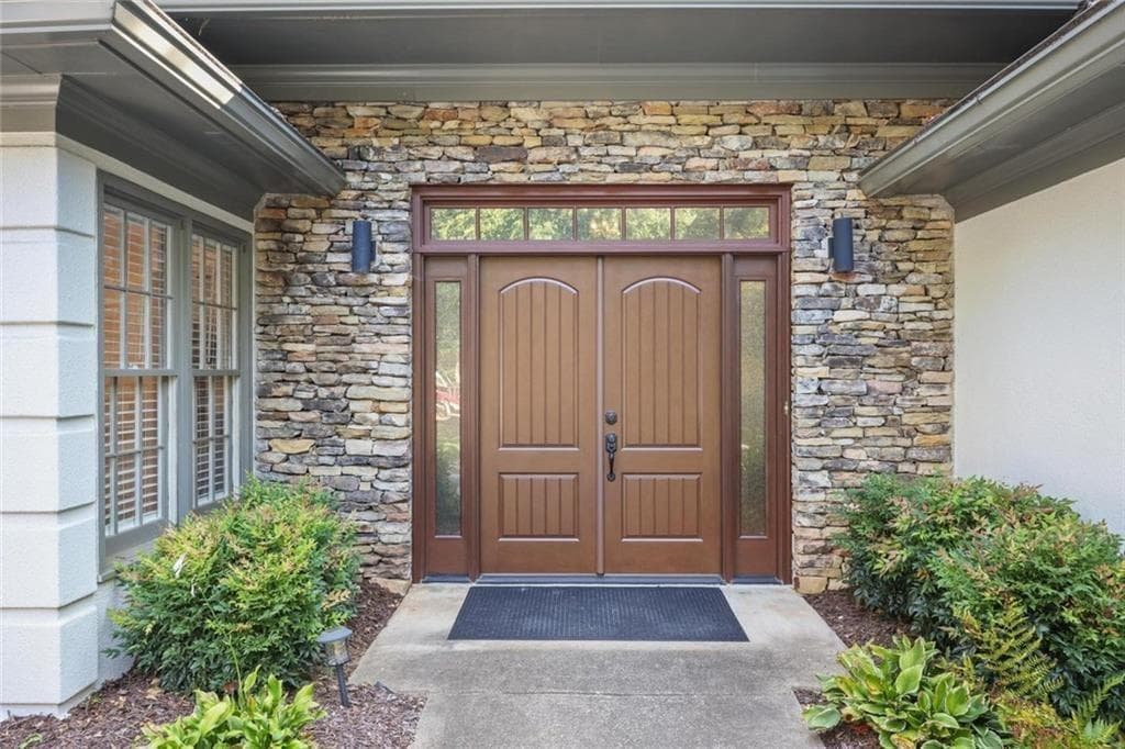 5 bedroom, 3 bathroom, 2,404 sq ft single family residence for sale at 2117 Line Tree Lane, Powder Springs, GA 30127 — photo 3