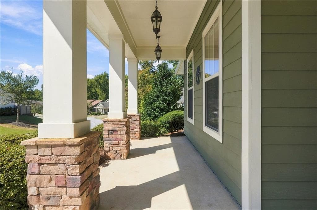 2 bedroom, 2 bathroom, 1,730 sq ft single family residence for sale at 110 Willow Overlook, Canton, GA 30115 — photo 5