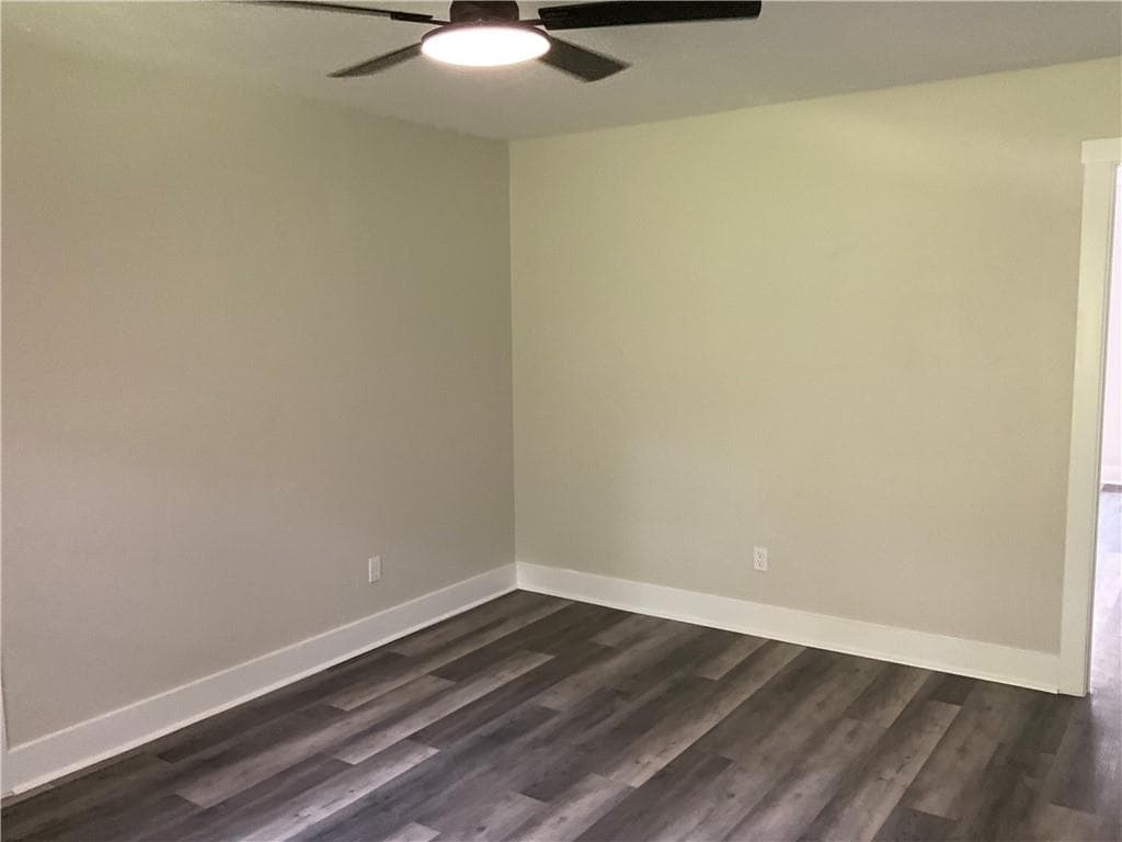 1 bedroom, 1 bathroom, 1,664 sq ft duplex for rent at 51 Mullins Street, Fairburn, GA 30213 for $1,250 a month — photo 4
