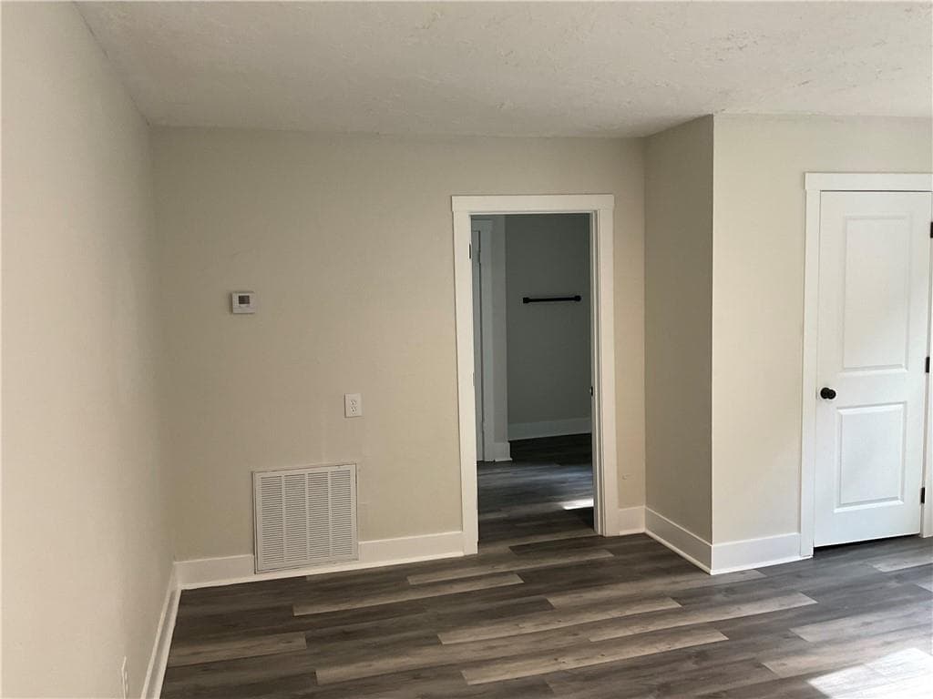 1 bedroom, 1 bathroom, 1,664 sq ft duplex for rent at 51 Mullins Street, Fairburn, GA 30213 for $1,250 a month — photo 10
