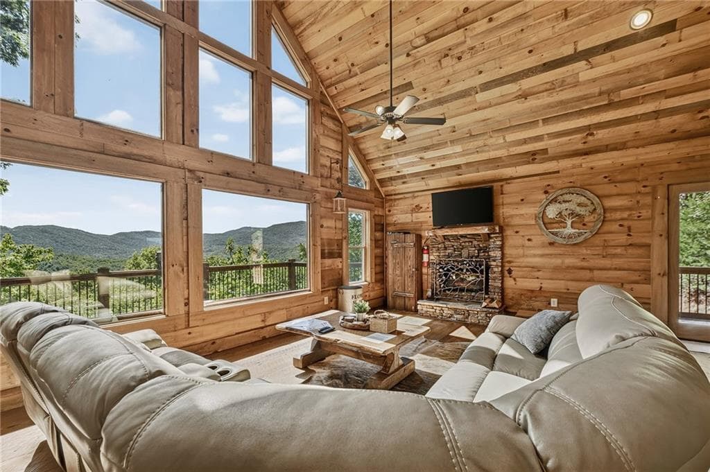3 bedroom, 3 bathroom, 2,520 sq ft single family residence for sale at 300 Cloudland Trace, Epworth, GA 30541 — photo 9