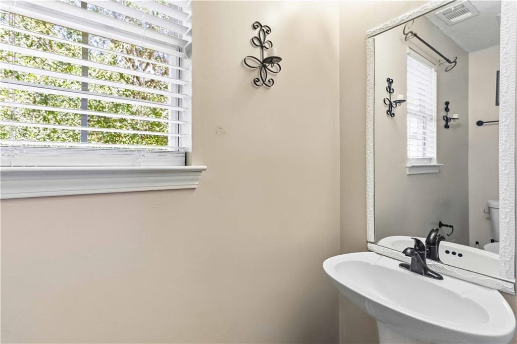 4 bedroom, 3 bathroom, 1,940 sq ft single family residence for sale at 2608 Micah Drive, Ellenwood, GA 30294 — photo 7