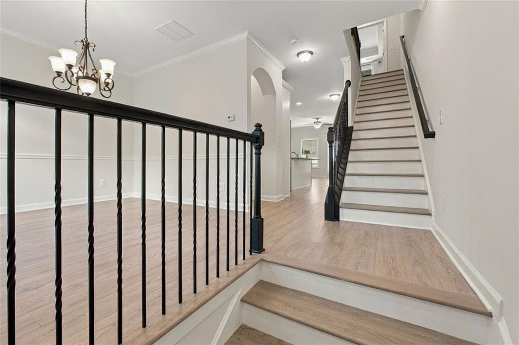 3 bedroom, 4 bathroom, 1,840 sq ft townhouse for sale at 7430 Highland Bluff, Sandy Springs, GA 30328 — photo 2