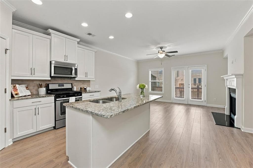 3 bedroom, 4 bathroom, 1,840 sq ft townhouse for sale at 7430 Highland Bluff, Sandy Springs, GA 30328 — photo 7