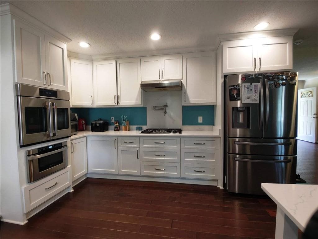 3 bedroom, 2 bathroom, 1,653 sq ft single family residence for sale at 245 Red Oak Road, Summerville, GA 30747 — photo 4
