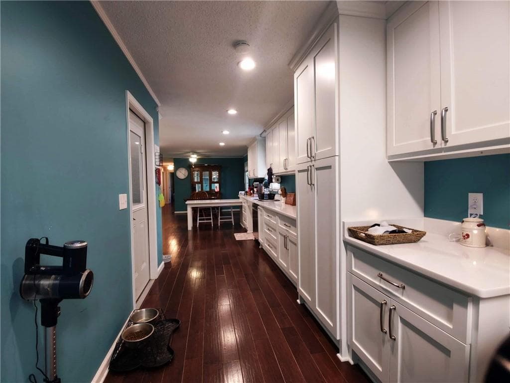 3 bedroom, 2 bathroom, 1,653 sq ft single family residence for sale at 245 Red Oak Road, Summerville, GA 30747 — photo 5