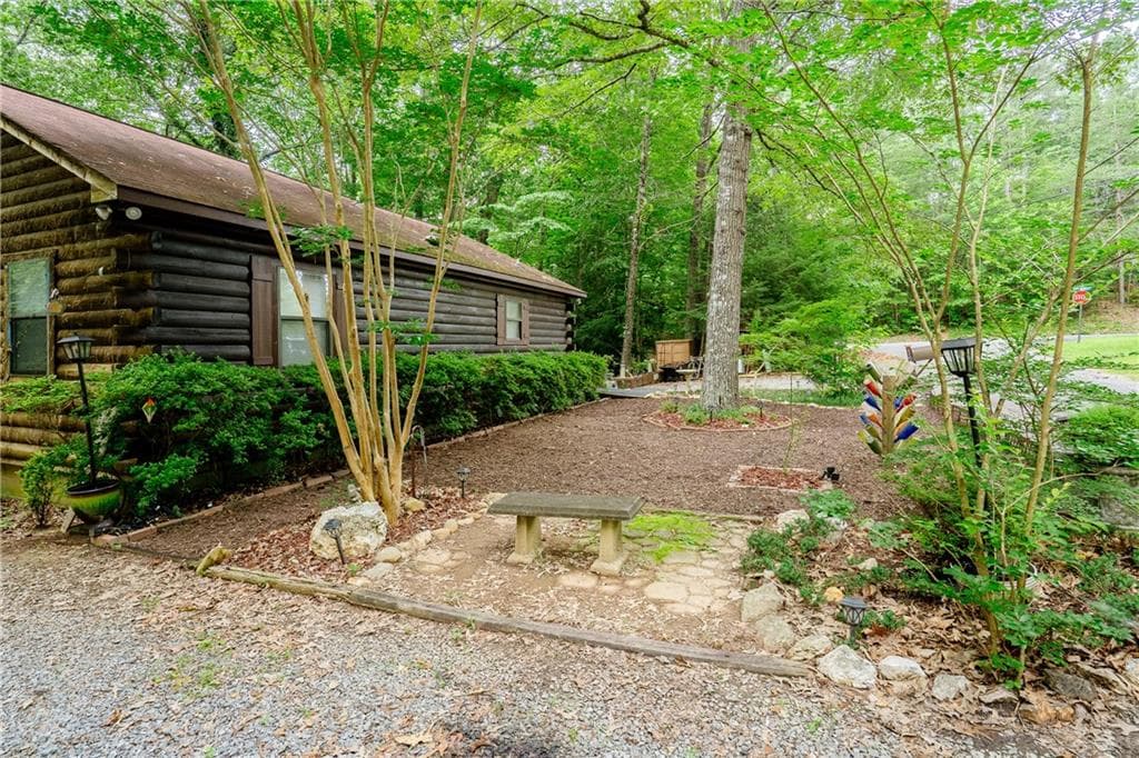 2 bedroom, 2 bathroom, 936 sq ft single family residence for sale at 12 Scott Drive, Ellijay, GA 30540 — photo 3