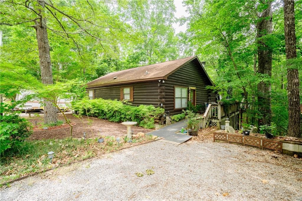 2 bedroom, 2 bathroom, 936 sq ft single family residence for sale at 12 Scott Drive, Ellijay, GA 30540 — photo 5