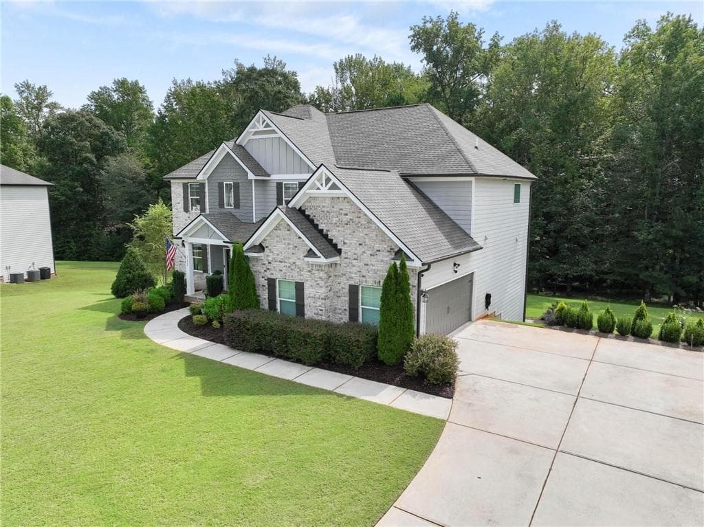 6 bedroom, 5 bathroom, 4,828 sq ft single family residence for sale at 232 Seth Terrace, Mcdonough, GA 30252 — photo 3