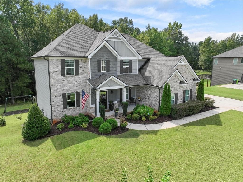 6 bedroom, 5 bathroom, 4,828 sq ft single family residence for sale at 232 Seth Terrace, Mcdonough, GA 30252 — photo 5