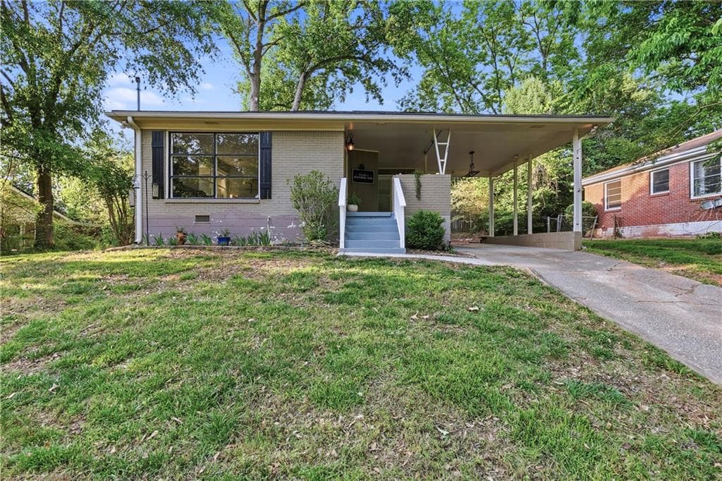 3 bedroom, 2 bathroom, 1,371 sq ft single family residence for sale at 2992 Belvedere Lane, Decatur, GA 30032