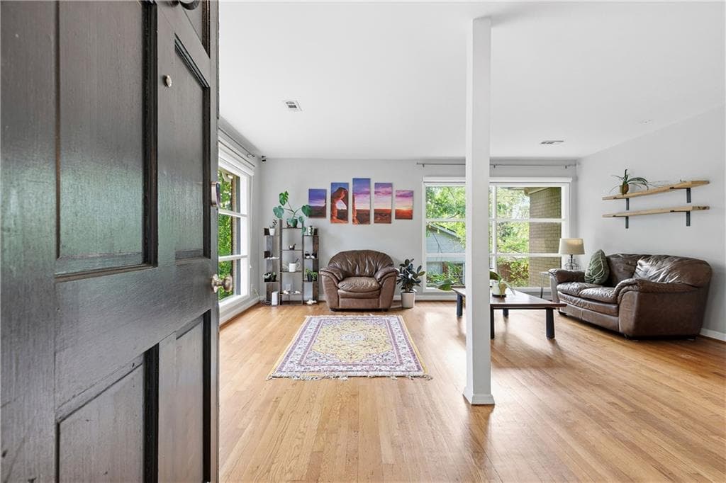 3 bedroom, 2 bathroom, 1,371 sq ft single family residence for sale at 2992 Belvedere Lane, Decatur, GA 30032 — photo 5