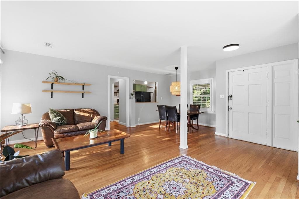 3 bedroom, 2 bathroom, 1,371 sq ft single family residence for sale at 2992 Belvedere Lane, Decatur, GA 30032 — photo 8