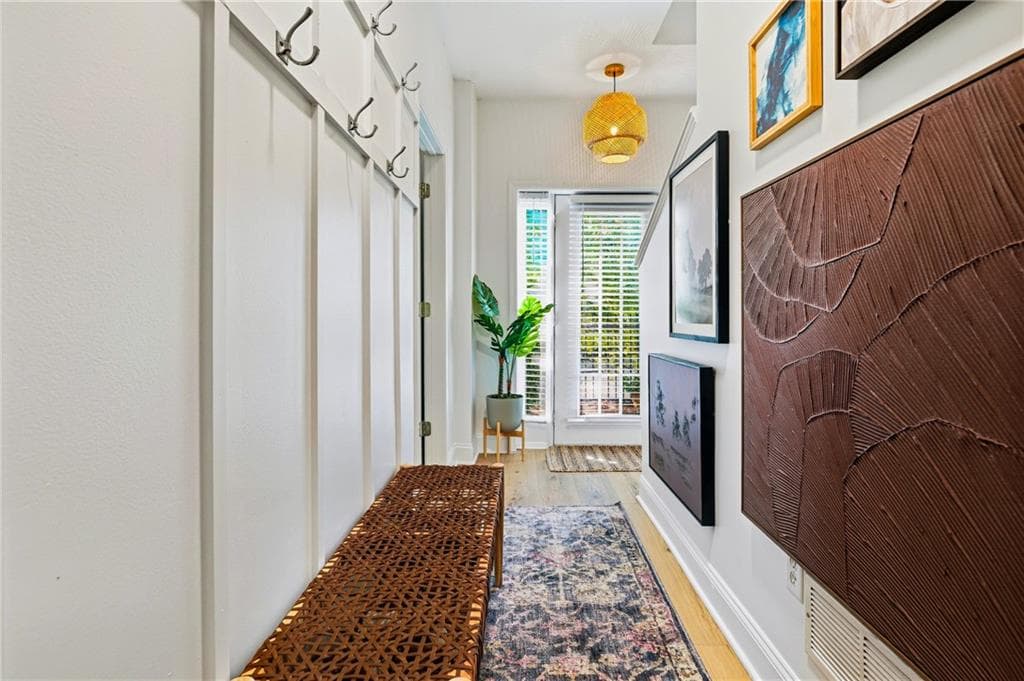 3 bedroom, 5 bathroom, 1,962 sq ft townhouse for sale at 1041 Atlanta Avenue 2, Decatur, GA 30030 — photo 2