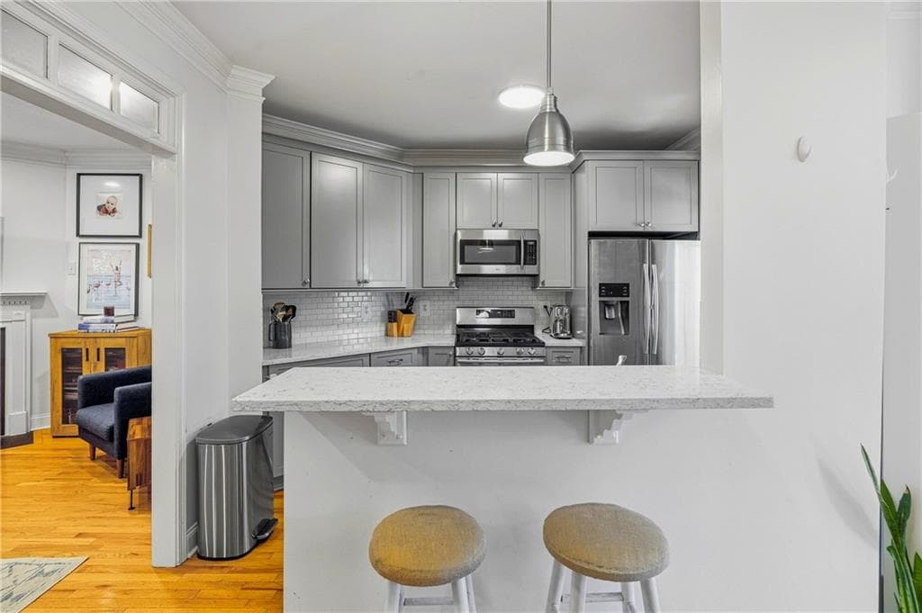 3 bedroom, 5 bathroom, 1,962 sq ft townhouse for sale at 1041 Atlanta Avenue 2, Decatur, GA 30030 — photo 7