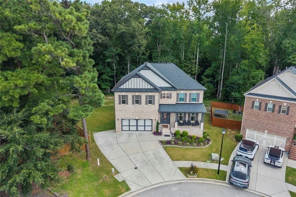 4 bedroom, 4 bathroom, 2,955 sq ft single family residence for sale at 721 Autumn Meadow Drive, Loganville, GA 30052 — photo 2